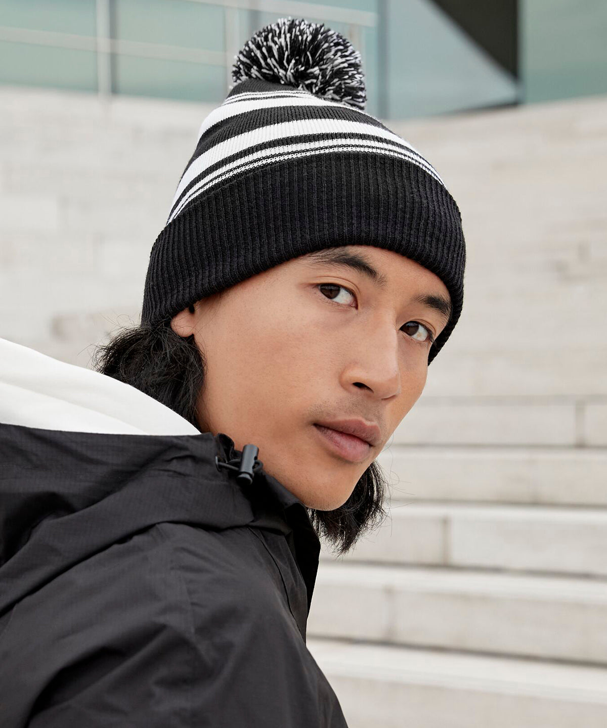 Gorro de punto a rayas | Negro/Blanco