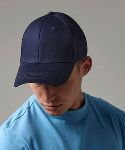 Gorra ajustada de algodn orgnico EarthAware® | Negro