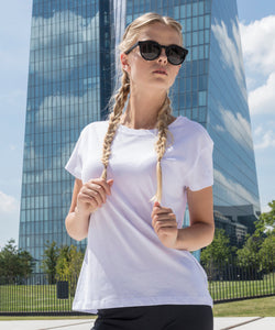 Camiseta de caja para mujer | Negro