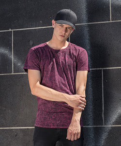 Camiseta lavada con cido | Baya/Negro