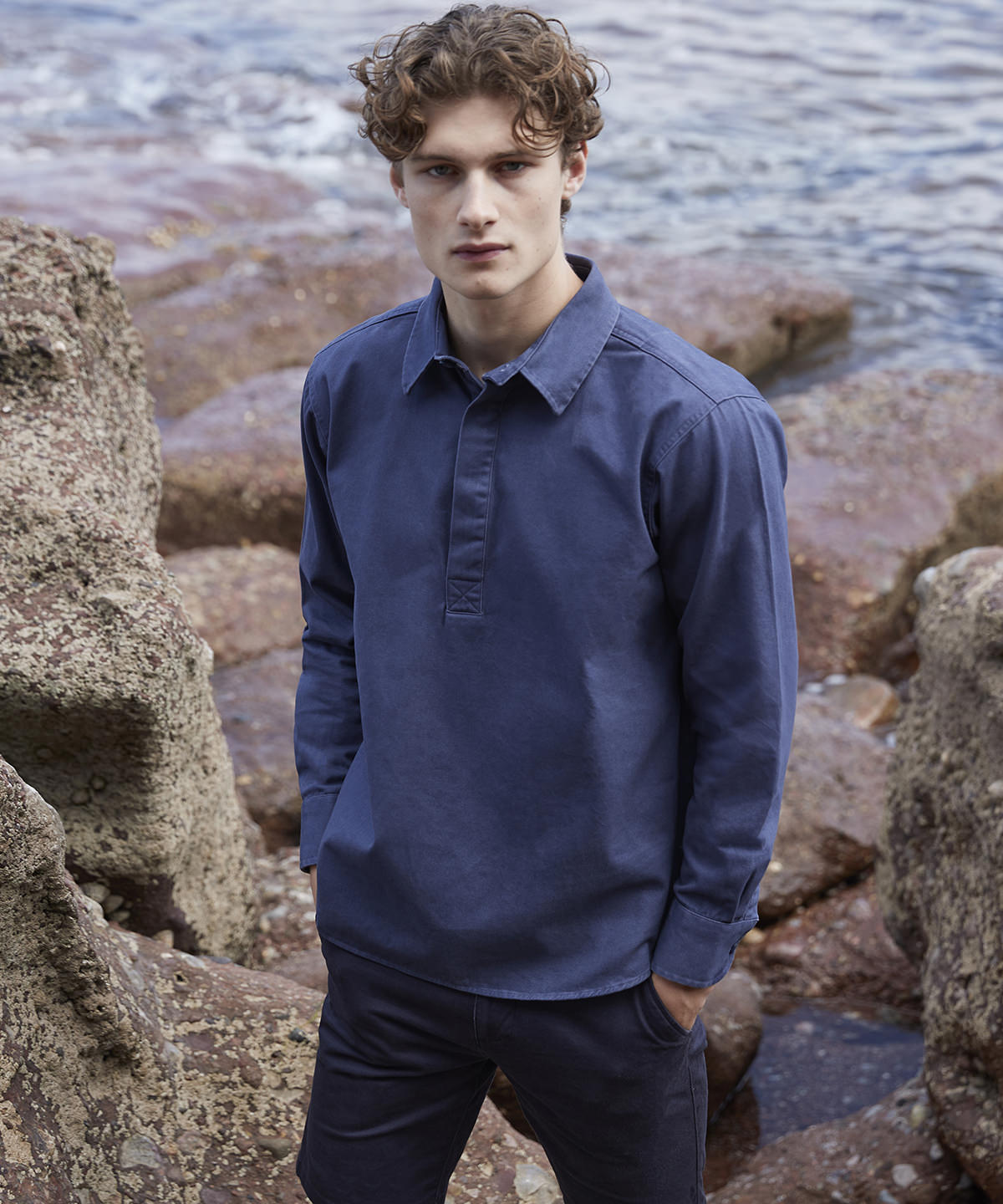 Camisa de franela con cuello de pico | Azul Marino Lavado