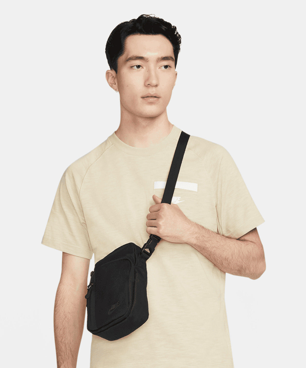 Bolso bandolera premium Nike Elemental | Negro/Negro/Antro