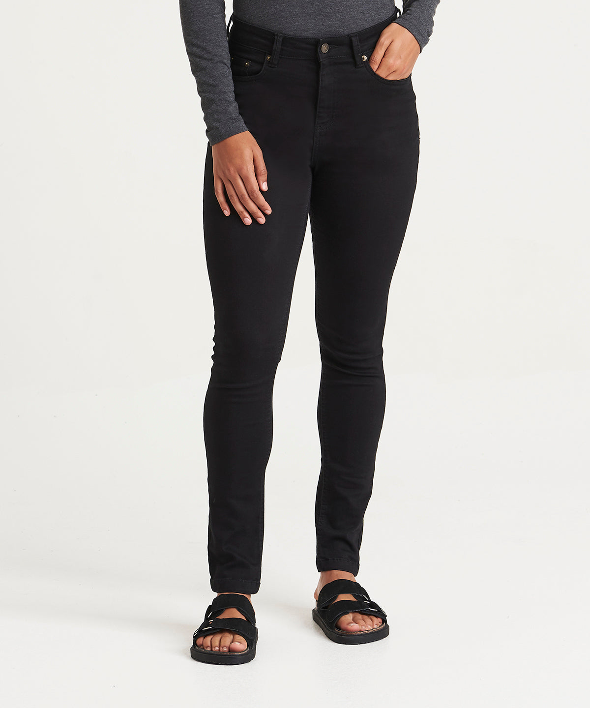 Vaqueros ajustados Lara para mujer | Negro