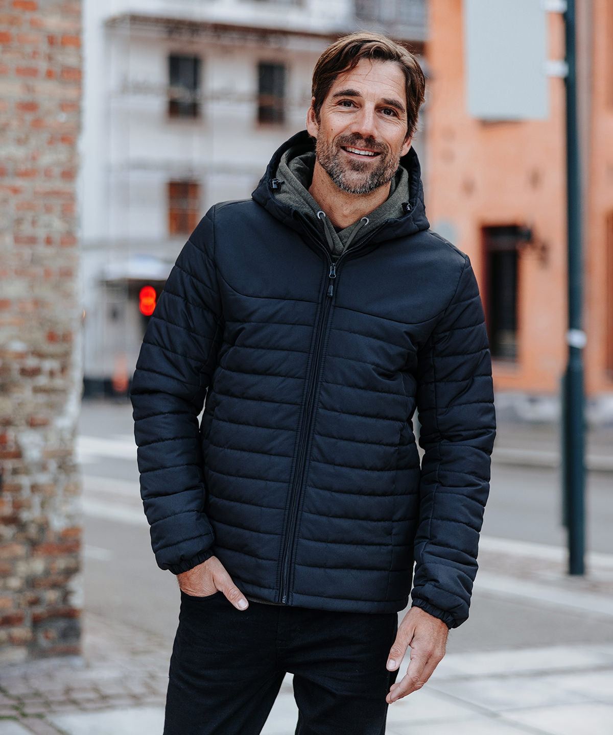 Chaqueta acolchada con capucha Nautilus | Negro