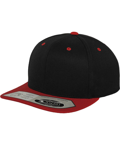 Gorra ajustada con cierre snapback 110 | Negro/Rojo
